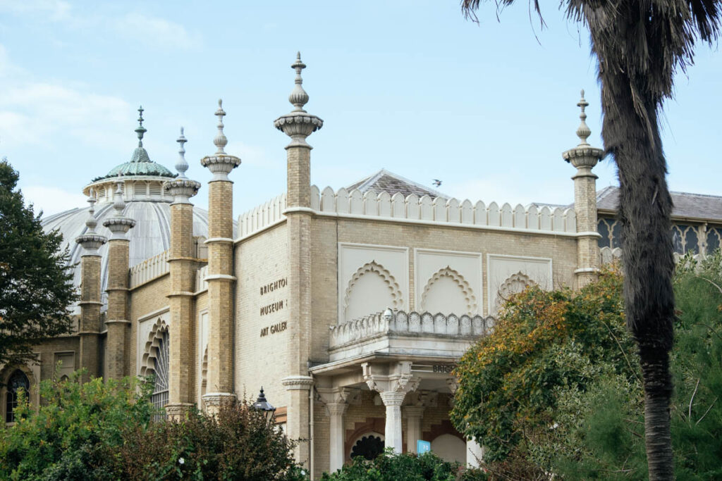 view towards Brighton musuem and art gallery from the pavilion gardens